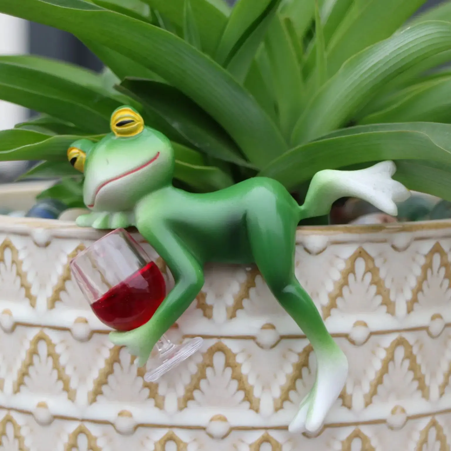 Contemporary Resin Frog Plante - огляд і ціна Plant Parents