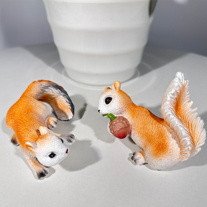 2pcs Creative Squirrel Hanging - огляд і ціна Plant Parents